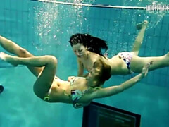 18 jahre, Fetisch, Hd, Lesbisch, Pool, Dusche, Jungendliche (18+), Unter wasser