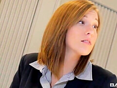 Leie, Arsch, Braunhaarige, Fingern, Natürlichen titten, Kurzes haar, Solo, Jungendliche (18+)