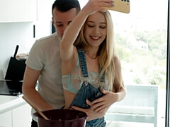 18 jahre, Arsch, Grosser arsch, Blondine, Blasen, Natürlichen titten, Jungendliche (18+), Titten