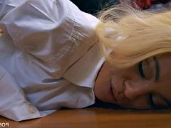 In den arsch, Grosse titten, Blasen, Handjob, Reif, Milf, Jungendliche (18+), Titten