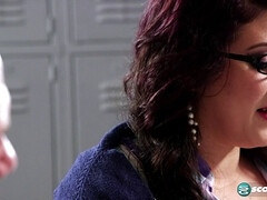 Толстушки, Минет, Брюнетки, Семяизвержение, Очки, Хд, Натуральные сиськи, Сиськи