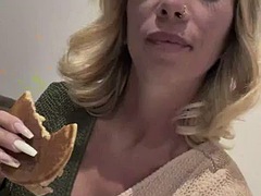 Leie, Grosse titten, Blondine, Blasen, Milf, Titten