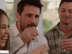 Язык в попке, Черные, Член, Волосатые, Секс без цензуры, Крошечные, Порнозвезда, Наездница