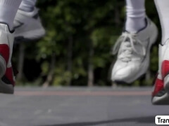 Anal, Gros seins, Gorge profonde, Interracial, Lécher le sphincter, Transsexuelle, Plan cul à trois