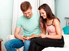 Schlafzimmer, Grosser arsch, Grosser schwanz, Blasen, Braunhaarige, Hundestellung, Dürr, Jungendliche (18+)