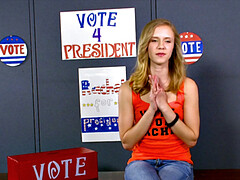 18 jahre, Blondine, Blasen, Spermaladung, Lehrer, Jungendliche (18+)