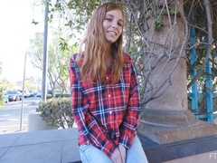 ズームショット, 目瞪口呆, オナニー, オーガズム, 公共, 一人, おもちゃ, スカートのぞき