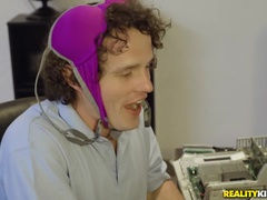 Sucer une bite, En levrette, Léchez, Piercing, Réalité, Rasée, Tatouage, Nénés