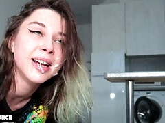 Amateur, Semen en la boca, Garganta profunda, Corridas faciales, Casero, Pequeña, Sexo fuerte, Adolescente