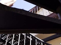 Amerikanisch, Blondine, Blasen, Schwanz, Hundestellung, Puppe, Natürlichen titten, Pool