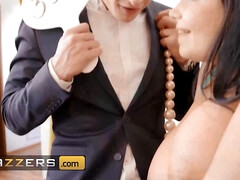 Kont, Pijpbeurt, Sperma in mond, Diep in de keel, Hondjeshouding, Zwart, 1 man 2 vrouwen, Zuigen