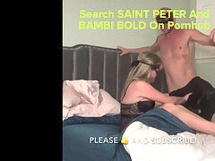 Eating pussy, cock slips, live