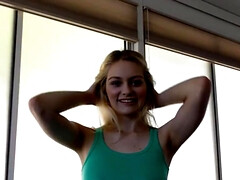 18 jahre, Amerikanisch, Blondine, Blasen, Geld, Pov, Ablutschen, Jungendliche (18+)