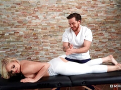 Kont, Grote kont, Grote mammen, Pijpbeurt, Gek, Hardcore, Natuurlijke tieten, Tieten likken