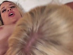 Tetas grandes, Rubia, Penetracion con dedos, Lesbiana, Maduro, Madres para coger, Tetas