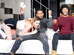 Жопа, Двойное проникновение, Секс без цензуры, Межрасовый секс, Два парня и девушка, Натуральные сиськи, Молоденькие, Втроем