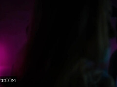 Tussi, Sadomasochismus, Blasen, Kehlenfick, Domination, Muschi, Realität, Flotter dreier