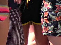 Plage, Gros seins, Bikini, Suédoise, Voyeur