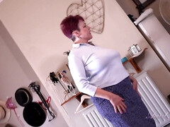 Mooie dikke vrouwen, Omie, Masturbatie, Orgasme, Kut duiken, Alleen, Tieten likken, Nat