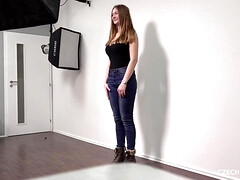 Enthousiasteling, Lieveling, Grote mammen, Blond, Sperma shot, Vriendin, Lesbisch, Natuurlijke tieten