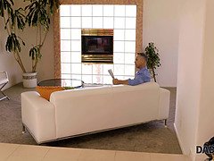 Pijpbeurt, Gevangen, Handbeurt, Masturbatie, Kut duiken, Verleid, Mager, Tieten likken