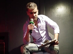18 ans, Grosse bite, Sucer une bite, Gorge profonde, En levrette, Homosexuelle, Branler, Muscle