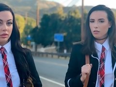 お尻, 黒人, 茶髪の, 手コキする, 異人種間, 女子高生, ティーン, 三人