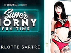 Brunette brune, Béant, Lingerie, Masturbation, Tatouage, Adolescente, Jouets, Webcam