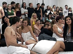 Leie, Braunhaarige, Gruppe, Selbstgemacht, Natürlichen titten, Orgie, Rasiert, Jungendliche (18+)