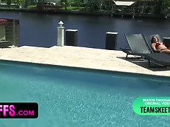 Hd, Lesbienne, Léchez, Orgasme, Pov, Chatte, Criant, Adolescente