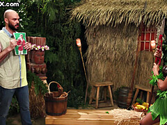 18 ans, Gros seins, Noire, En levrette, Noir ébène, De plein air, Transsexuelle, Adolescente