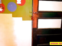 お尻, デカ尻, 黒人, 黒人, 公共, オマンコ, 剃毛, フェラする