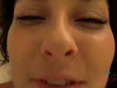 Leie, Arsch, Braunhaarige, Freundin, Pov, Muschi, Rasiert, Titten