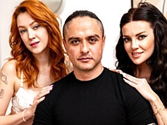 18 años, Culo grande, Verga grande, Tetas grandes, Mamada, Ffm, Flaco, Adolescente