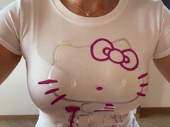 Gros seins, Homme nu et filles habillées, Tir de sperme, Femme dominatrice, Branlette thaïlandaise, Massage, Pov, Allumeuse