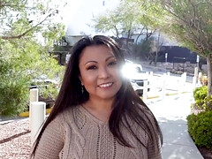 アメリカ人, アジア人, 美女, ぽっちゃり, フェラチオ, 茶髪の, 淫乱熟女, 締まりの良い