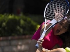 Grote kont, Pijpbeurt, Gevangen, Handbeurt, Hardcore, Sportoefening, Tiener, Tieten likken