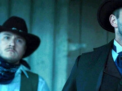 Arsch, Grosser schwanz, Grosse titten, Blondine, Füsse, Würgen, Muschi, Flotter dreier