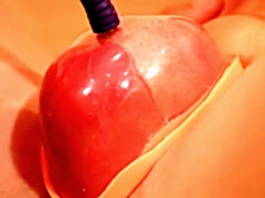 Gros seins, En levrette, Fétiche, Naturelle, Mamelons, Rasée, Nénés, Jouets