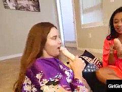 茶髪の, 指いじり, キス, レズビアン, 下着, オナニー, オーガズム, おもちゃ