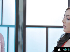 Pijpbeurt, Hondjeshouding, Handbeurt, Masseren, Moeder die ik wil neuken, Openbaar, Realiteit, Bekijker