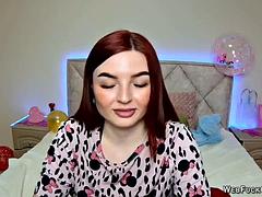 Leie, Tussi, Grosse titten, Hd, Rotschopf, Netzkamera