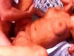 Gros cul, Gros seins, Sucer une bite, Brunette brune, Tir de sperme, Hard, Nue  à poil, Chatte