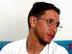 Grosse titten, Blasen, Braunhaarige, Vollbusig, Freundin, Riesig, Latina, Titten