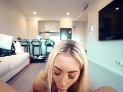 Grote mammen, Blond, Pijpbeurt, Sperma, Handbeurt, Hd, Gezichtspunt, Tieten likken