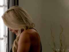 Cul, Chambre à dormir, Gros cul, Gros seins, Sucer une bite, Léchez, Piercing, Belle mère