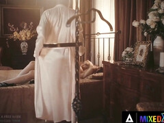 Большие сиськи, Доминирование, Черненькие, Пальцем, Межрасовый секс, Лесбиянка, Белье, Киски