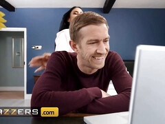 Grote lul, Grote mammen, Pijpbeurt, Sperma shot, Hd, Ruw, Spaans, Tieten likken