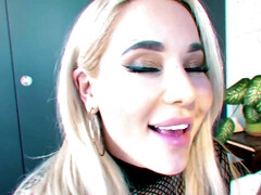 Grosse bite, Blonde, Brunette brune, Plantureuse, Fait maison, Mature, Plan cul à trois, Nénés