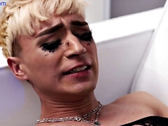 Anaal, Travestiet, Diep in de keel, Fetisj, Homo, Mager, Tatoeage